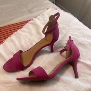 Kelly & Katie Fuchsia Heeled Sandals